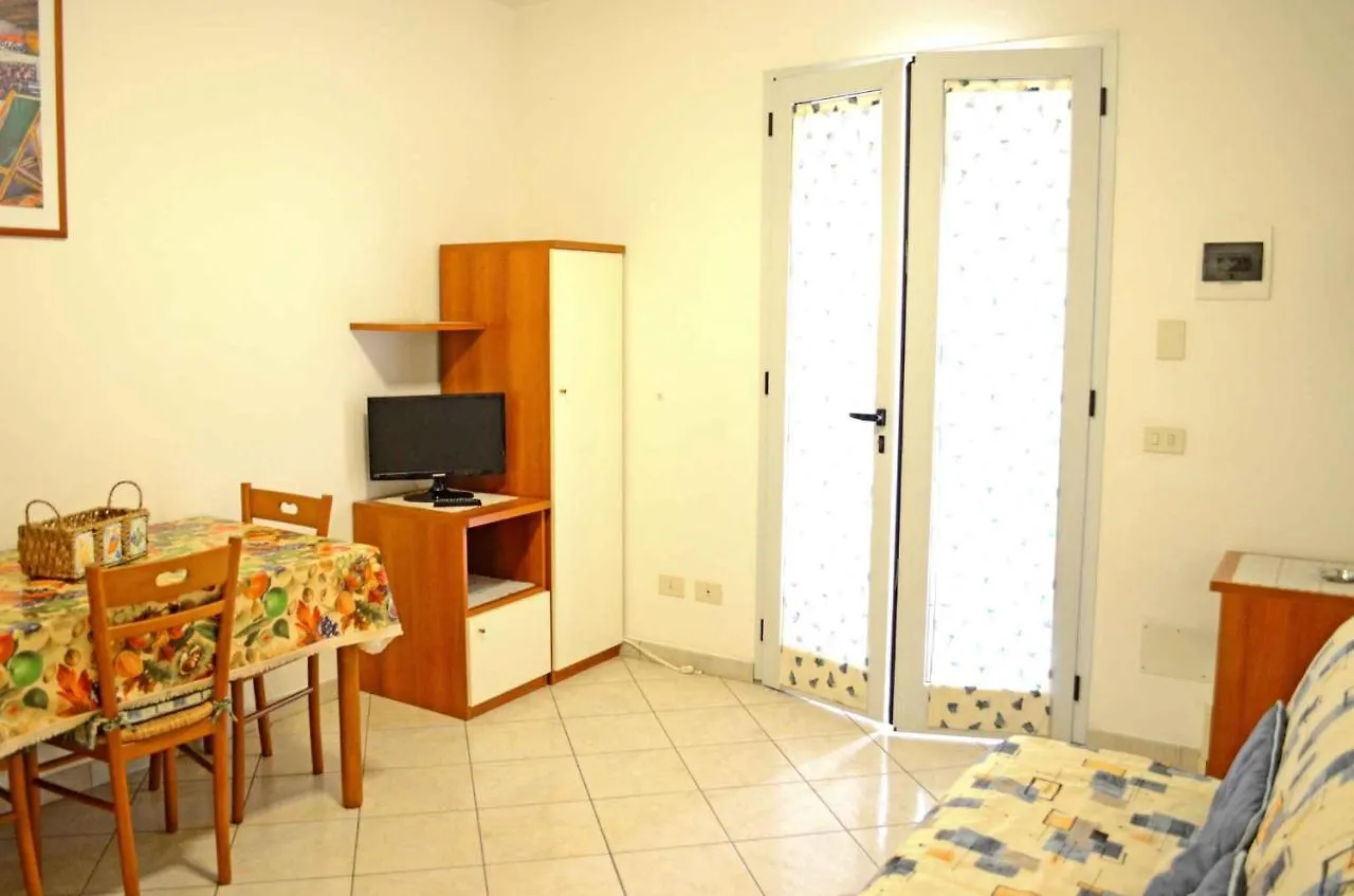 Apartment In Marina Di Campo - Insel Elba 23659